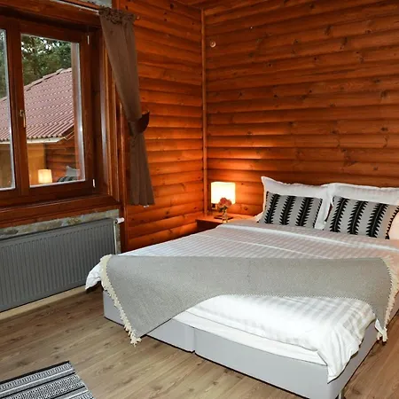 فيلة Moiata Kashta Popovi Livadi