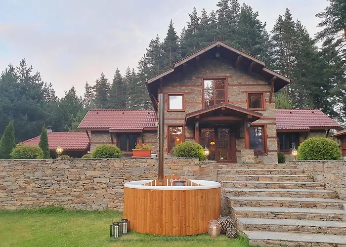 Moiata Kashta * Popovi Livadi